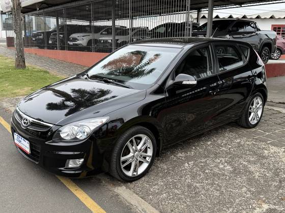 HYUNDAI I30 2.0 MPFI GLS 16V GASOLINA 4P AUTOMÁTICO HYUNDAI I30 2.0 MPFI GLS 16V GASOLINA 4P AUTOMÁTICO